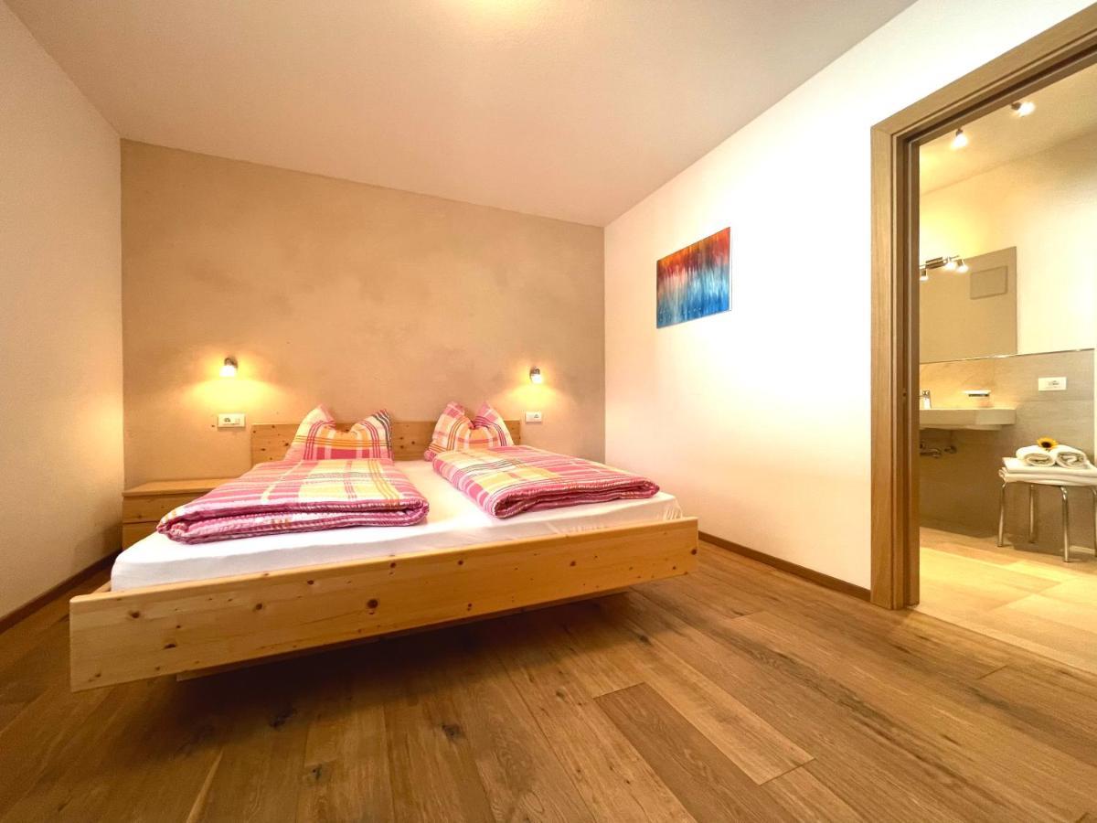 Aparthotel Ciasa De Zeno La Valle Esterno foto